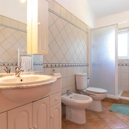 Rocha Family Near Ocean Pool Bbq Carvoeiro (Lagoa)